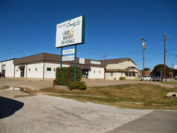 Moore Supply Company Gainesvill ebuilding exterior and sign