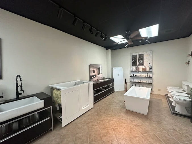 Sinks and plumbing supplies on the showroom at Moore Supply Company Gainesville